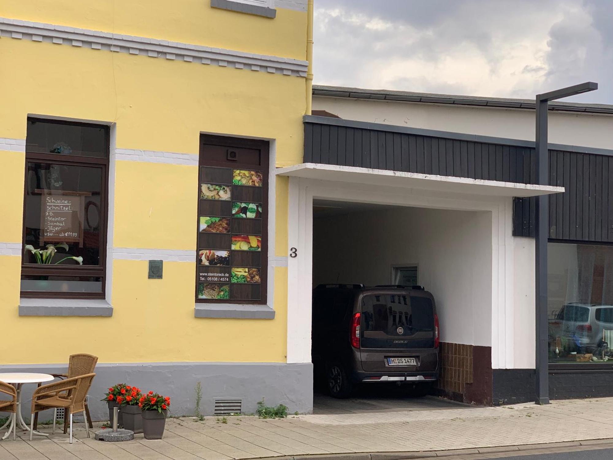 Moderne 4 Zimmer Apartment Mit Bergblick Stadtzentrum Contactless Check-In Gehrden  Extérieur photo