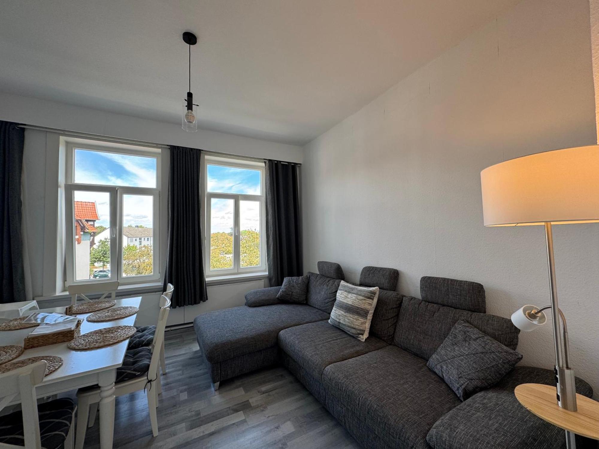 Moderne 4 Zimmer Apartment Mit Bergblick Stadtzentrum Contactless Check-In Gehrden  Extérieur photo