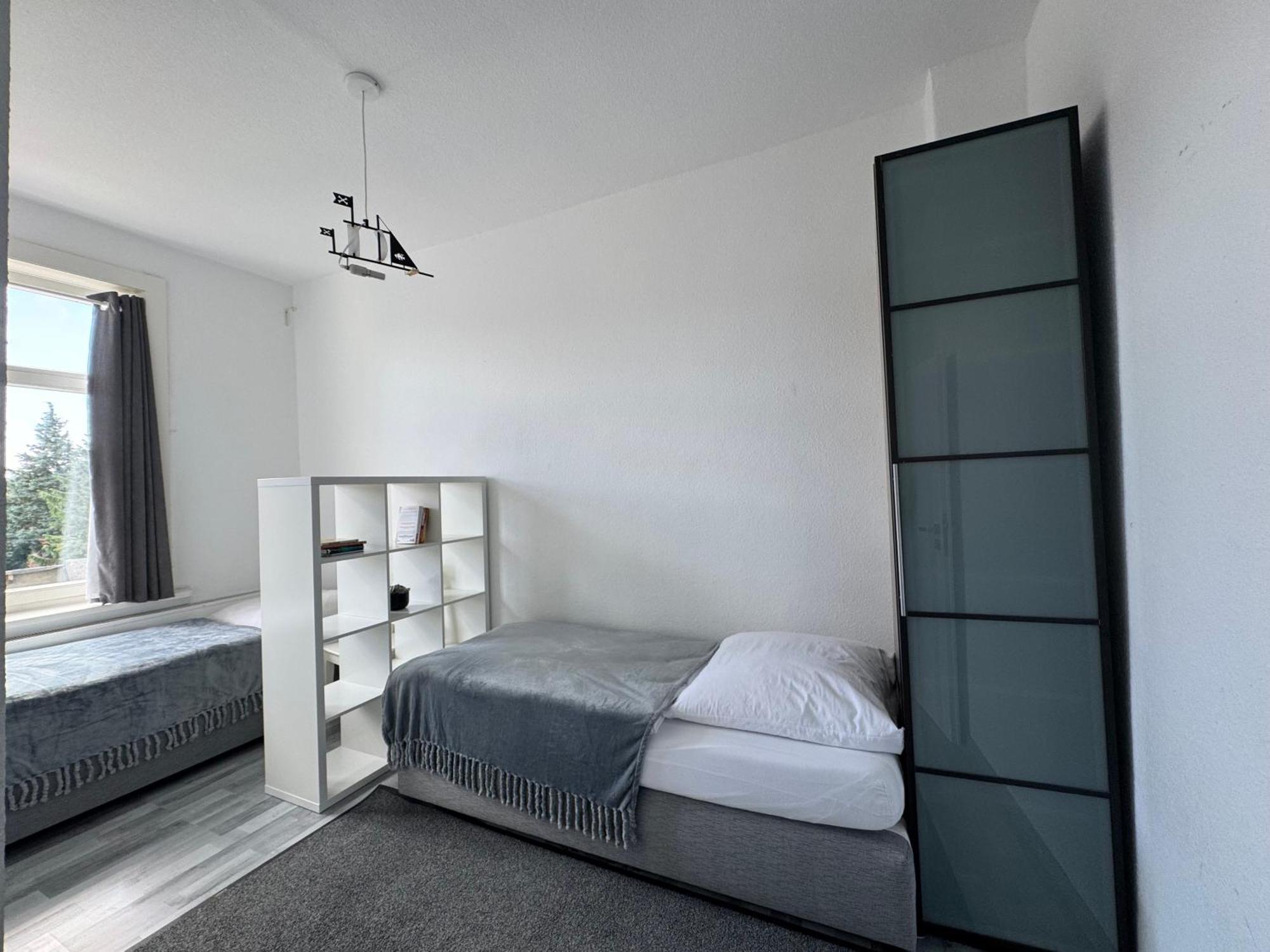 Moderne 4 Zimmer Apartment Mit Bergblick Stadtzentrum Contactless Check-In Gehrden  Extérieur photo