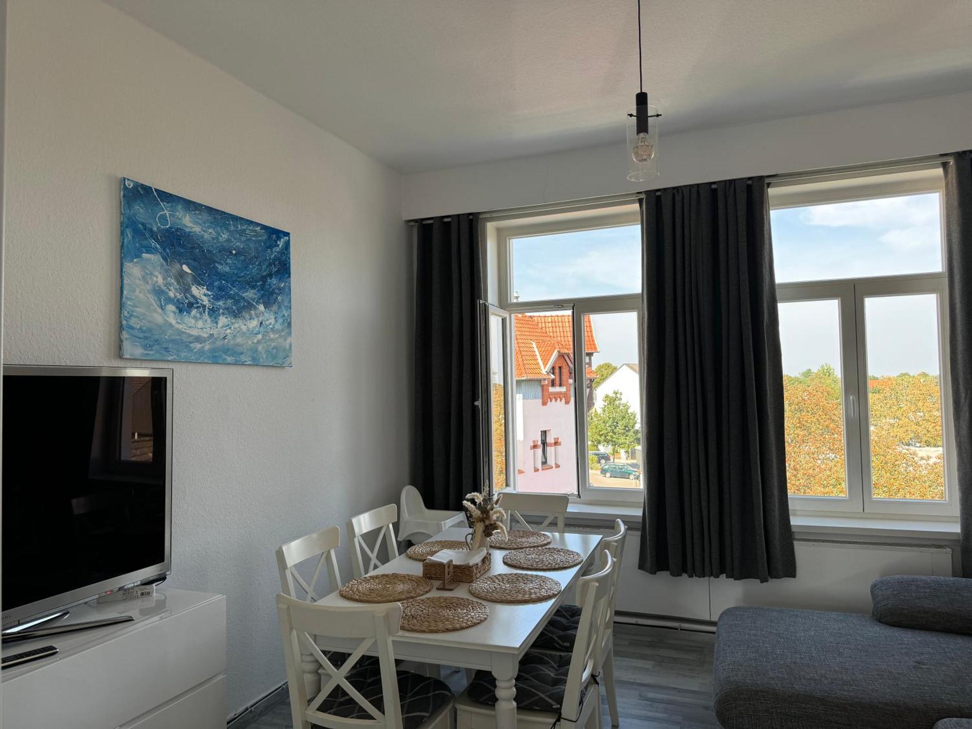 Moderne 4 Zimmer Apartment Mit Bergblick Stadtzentrum Contactless Check-In Gehrden  Extérieur photo