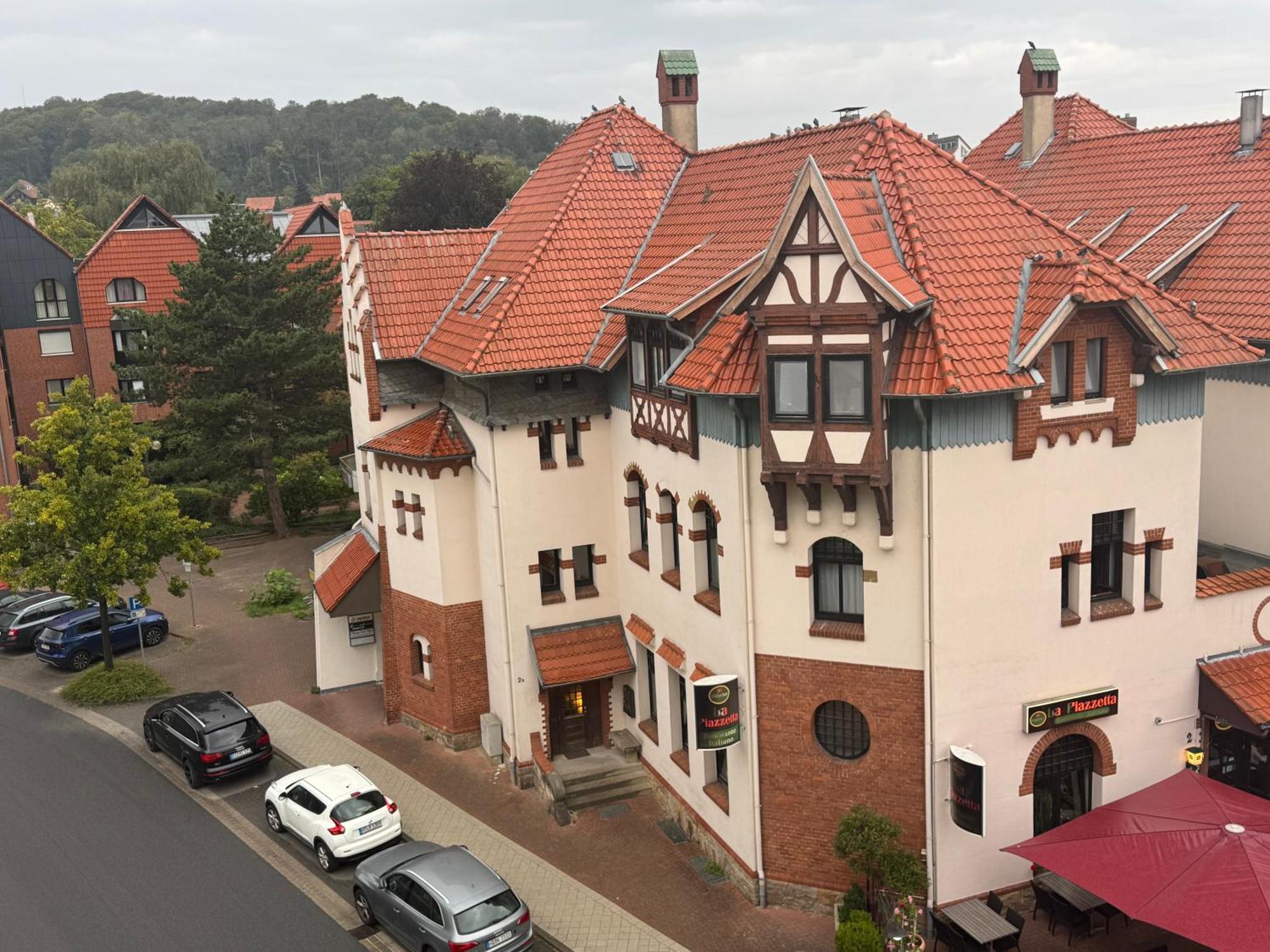 Moderne 4 Zimmer Apartment Mit Bergblick Stadtzentrum Contactless Check-In Gehrden  Extérieur photo