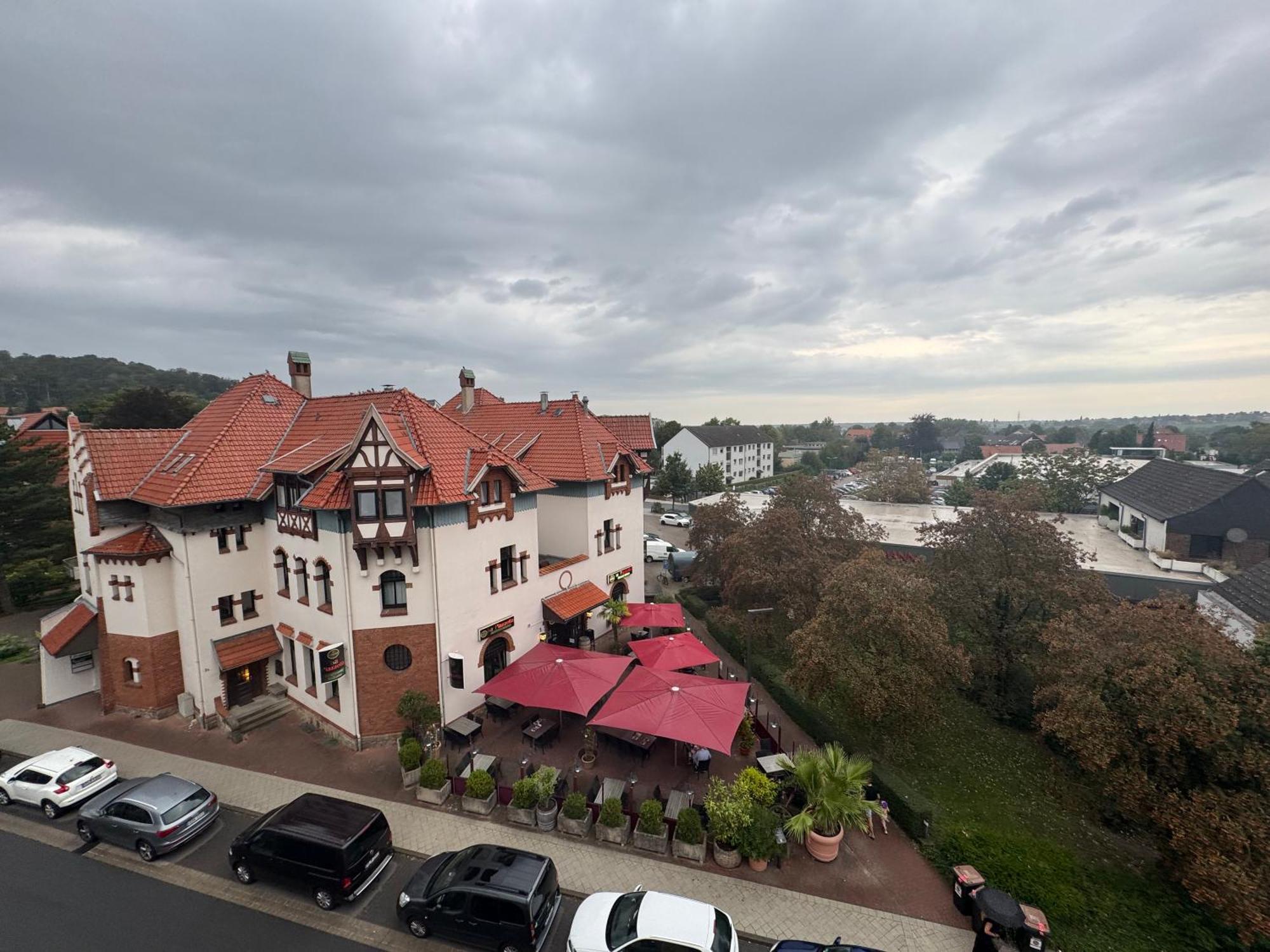 Moderne 4 Zimmer Apartment Mit Bergblick Stadtzentrum Contactless Check-In Gehrden  Extérieur photo