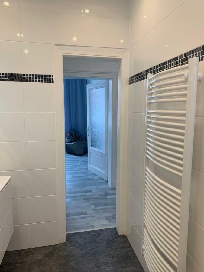 Moderne 4 Zimmer Apartment Mit Bergblick Stadtzentrum Contactless Check-In Gehrden  Extérieur photo