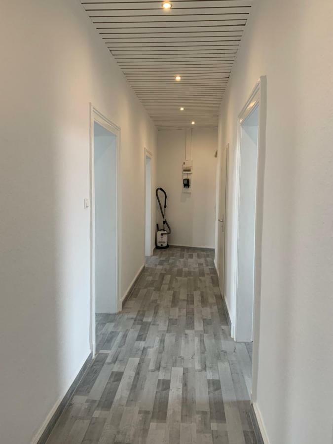 Moderne 4 Zimmer Apartment Mit Bergblick Stadtzentrum Contactless Check-In Gehrden  Extérieur photo
