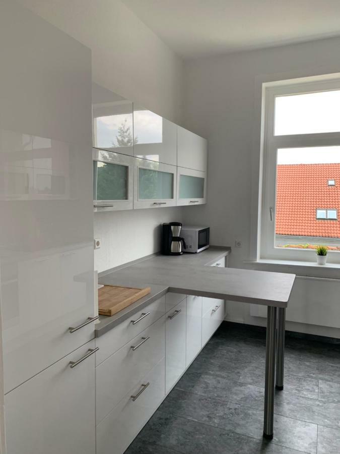 Moderne 4 Zimmer Apartment Mit Bergblick Stadtzentrum Contactless Check-In Gehrden  Extérieur photo